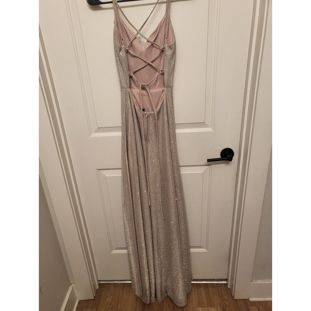 Windsor Sparkly Gold Formal Dress Size 1/2 - Picture 2 of 13